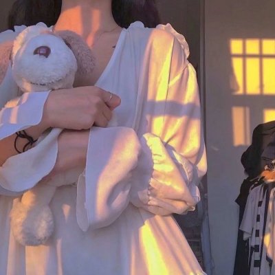 裸男怨女